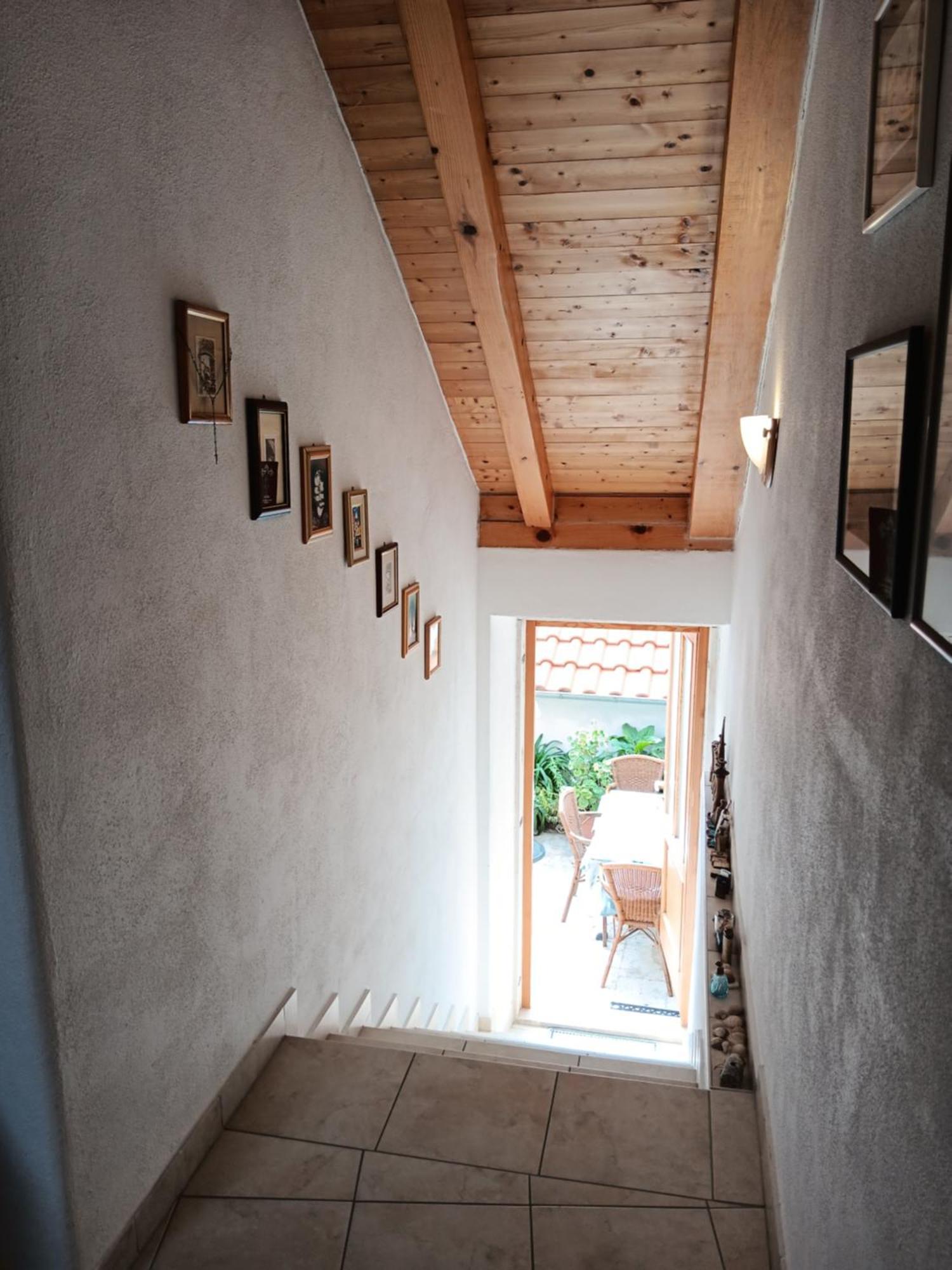 Guest House Lucijo Vrboska Habitación foto