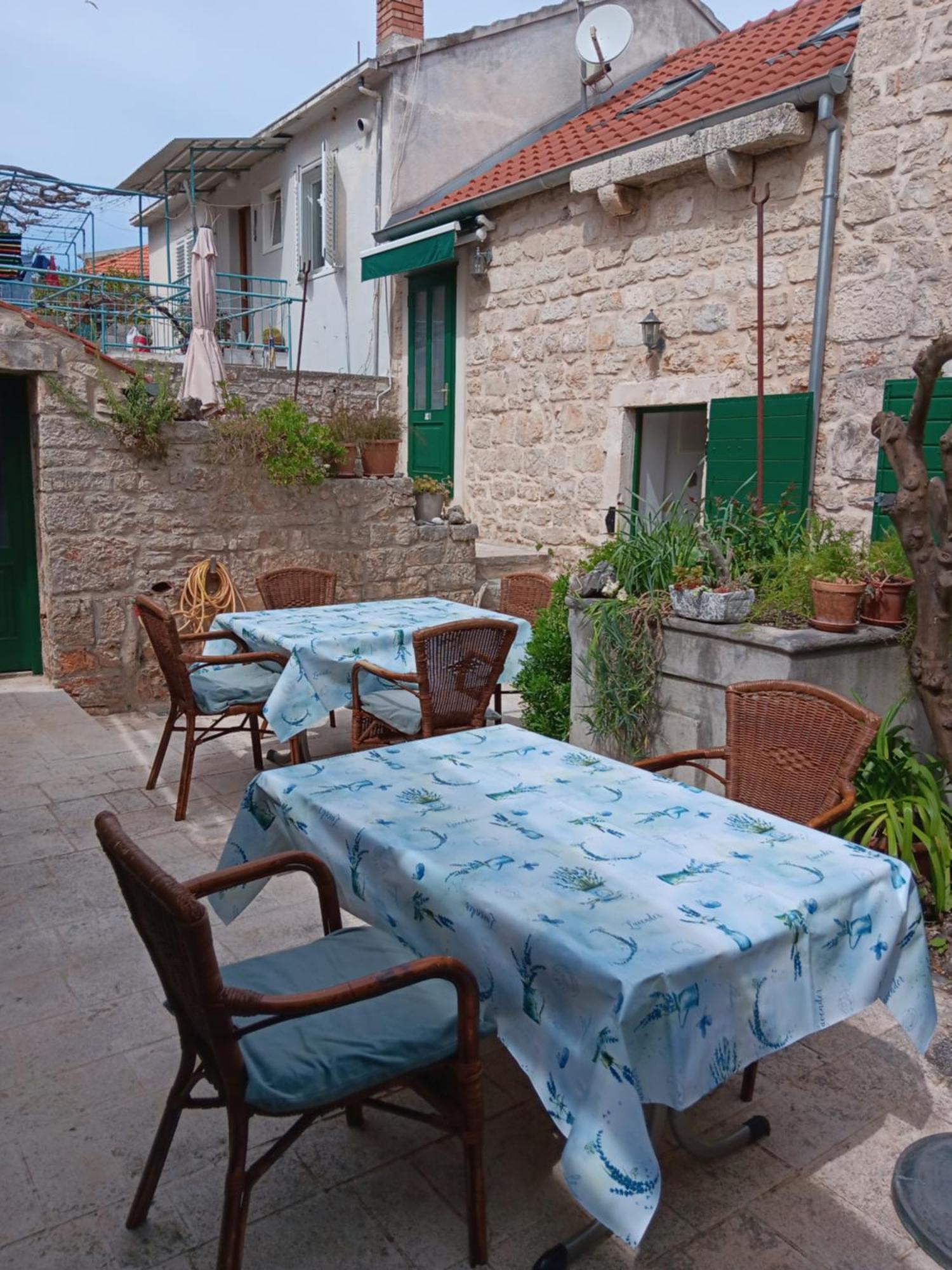 Guest House Lucijo Vrboska Habitación foto